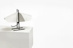 Motarasu Cho bordslampa, vit - svart