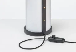 Motarasu Enso bordslampa, vit - svartbetsad ek
