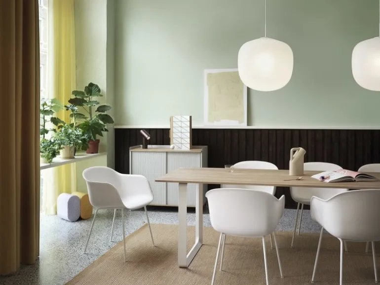 Muuto 70/70 bord, 255 x 108 cm, massiv ek - vitt