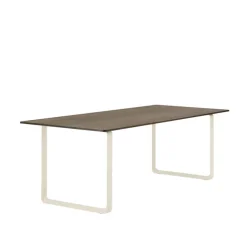 Muuto 70/70 bord, 225 x 90 cm, massiv rökt ek - sand