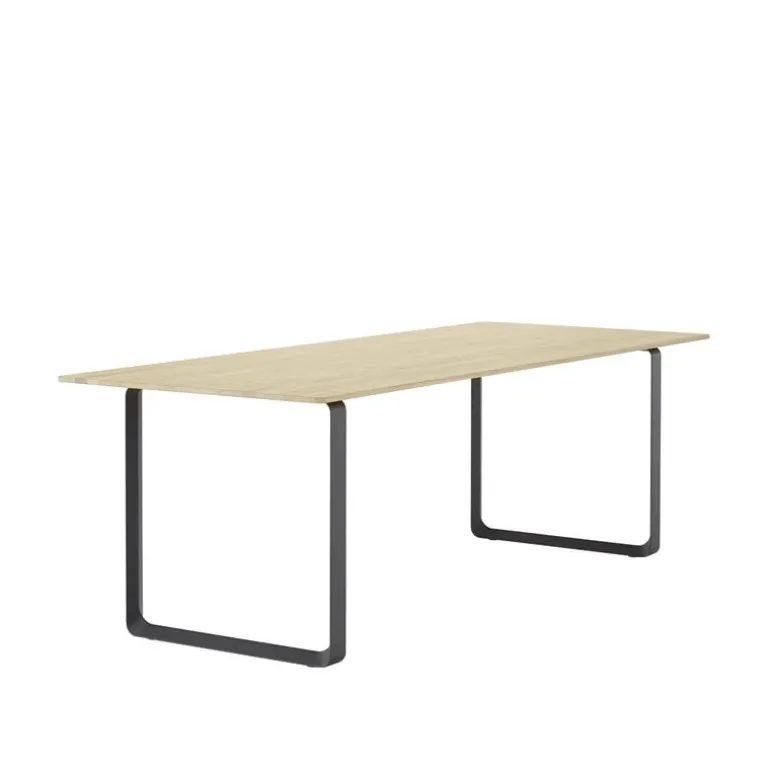Muuto 70/70 bord, 225 x 90 cm, massiv ek - svart