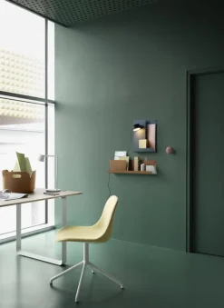 Muuto Folded hylla, grå, vertikal