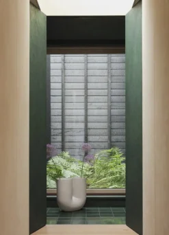 Muuto Kink vas, h 39 cm, sand