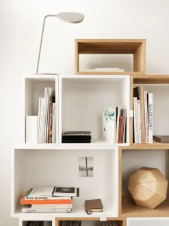 Muuto Leaf bordslampa, grå