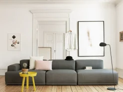 Muuto Leaf golvlampa, svart