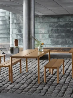 Muuto Linear Steel bänk 110 cm, burnt orange