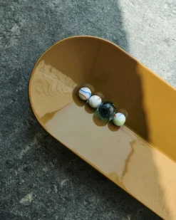 Muuto Mere skål, 51,5 x 21,5 cm, brungrön