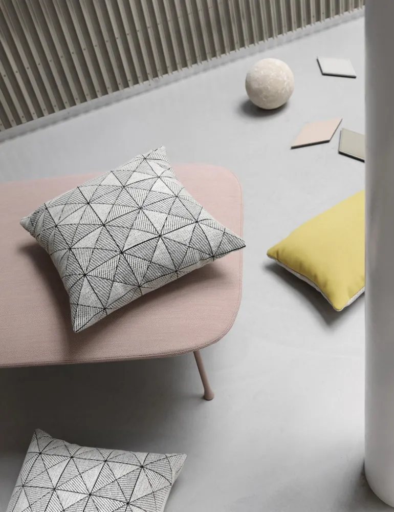 Muuto Oslo sittpuff/fotpall