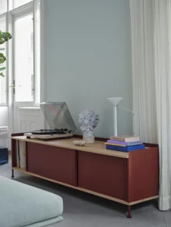 Muuto Piton bärbar lampa, aluminium