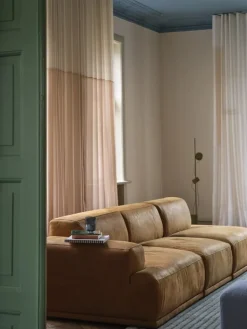 Muuto Post golvlampa, brungrön