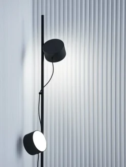 Muuto Post golvlampa, svart
