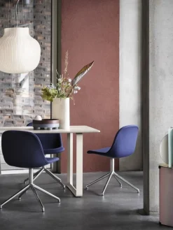 Muuto Ridge vas, liten, naturvit