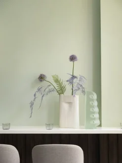 Muuto Ridge vas, liten, naturvit