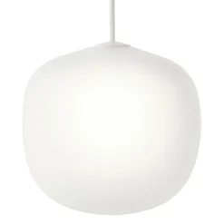 Muuto Rime pendellampa 45 cm, vit