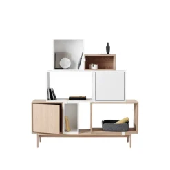 Muuto Stacked hyllmodul med lucka, medium, ek