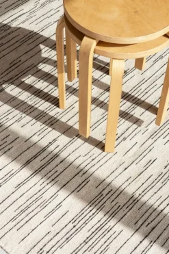 Nanimarquina Doblecara 1 matta, svart - naturvit