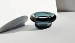 Nedre Foss Sirkel värmeljushållare, grå