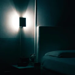 Nemo Lighting Applique à Volet Pivotant vägglampa, röd