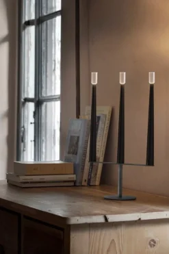 Nemo Lighting Sorrento bärbar bordslampa, svart - grå