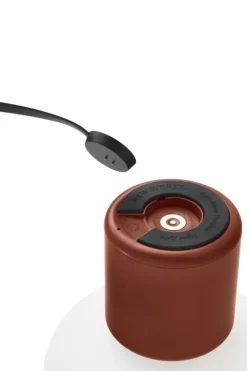 New Works Karl-Johan bärbar bordslampa, jordröd