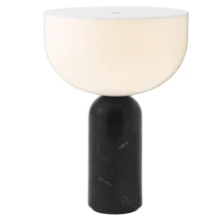 New Works Kizu bärbar bordslampa, svart marmor