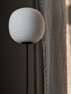 New Works Lantern golvlampa, medium