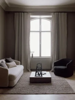 New Works Mass Wide soffbord, valnöt