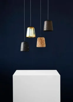 New Works Material pendellampa, svart marmor