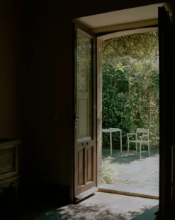 New Works May fåtölj, ljusgrå