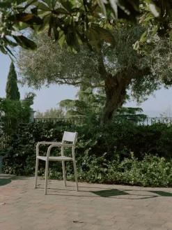 New Works May fåtölj, ljusgrå