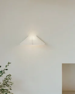 New Works Nebra vägglampa, vit