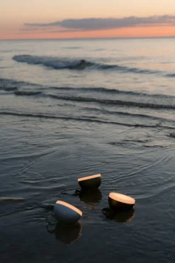 New Works Sphere bärbar lampa, mörk brons