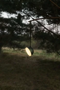 New Works Sphere bärbar lampa, grön