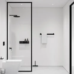 Nichba Duschskrapa, svart