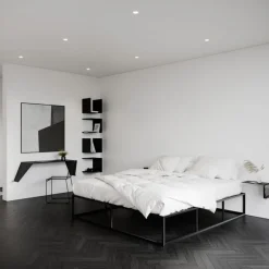 Nichba Sängram, svart