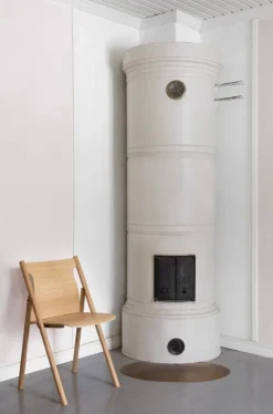 Nikari Faneeri fällstol, lackad ek