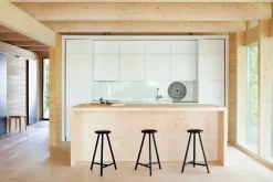 Nikari Perch barstol 63 cm, svart