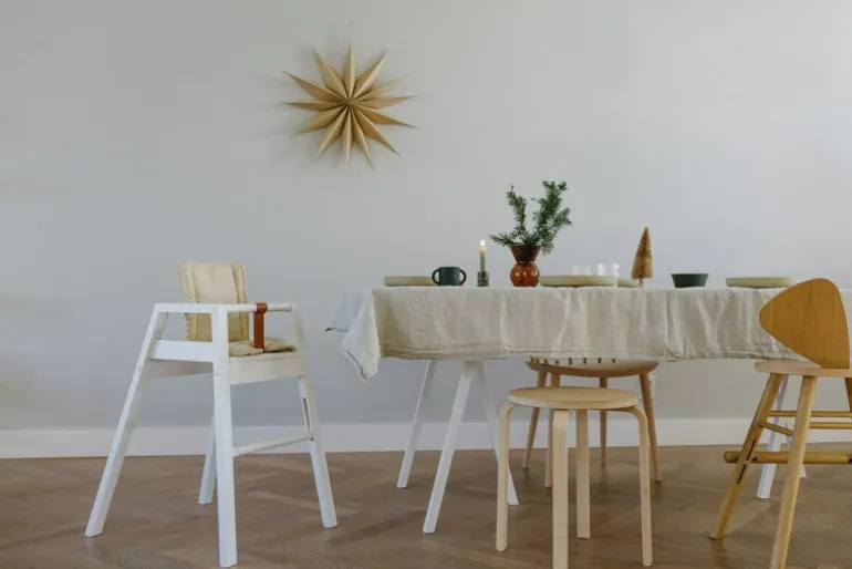 Nofred Mouse juniorstol, lackerad ek