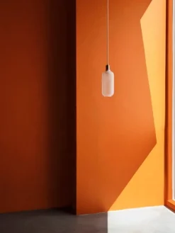 Normann Copenhagen Amp lampa, stor, matt vit