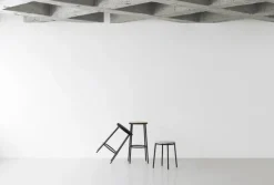 Normann Copenhagen Circa barstol, 65 cm, svart stål - svart aluminium