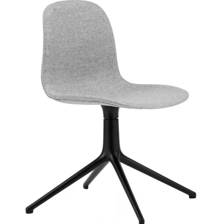 Normann Copenhagen Form Swivel 4L stol, svart - Synergy 16