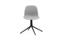 Normann Copenhagen Form Swivel 4L stol, svart - Synergy 16