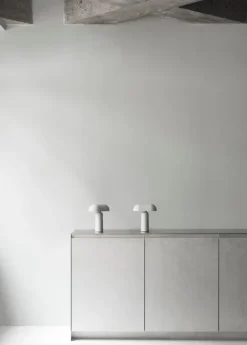 Normann Copenhagen Porta bärbar bordslampa, vit