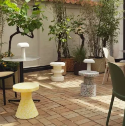 Normann Copenhagen Porta bärbar bordslampa, vit