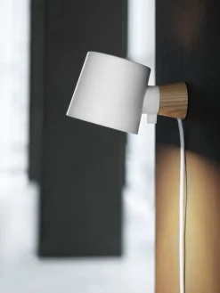 Normann Copenhagen Rise vägglampa, vit