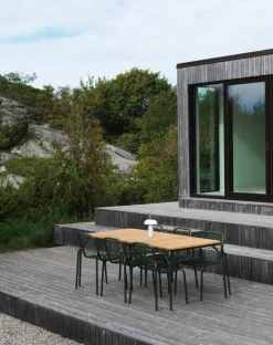 Normann Copenhagen Vig matbord, 90 x 200 cm, robiniaträ - mörkgrön