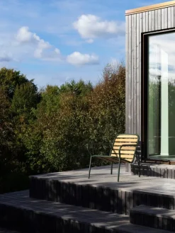 Normann Copenhagen Vig vilstol, robiniaträ - mörkgrön