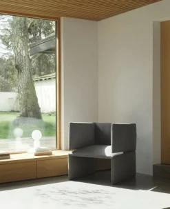 Normann Copenhagen Yo bärbar bordslampa, liten, vit