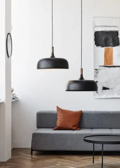 Northern Acorn taklampa, matt svart