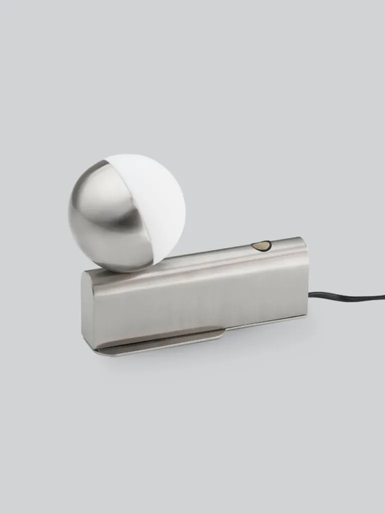 Northern Balancer minivägglampa/minibordslampa, stål